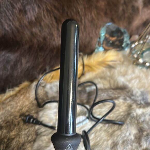 Black Curling Wand NuMe (6022A) - Picture 2 of 3